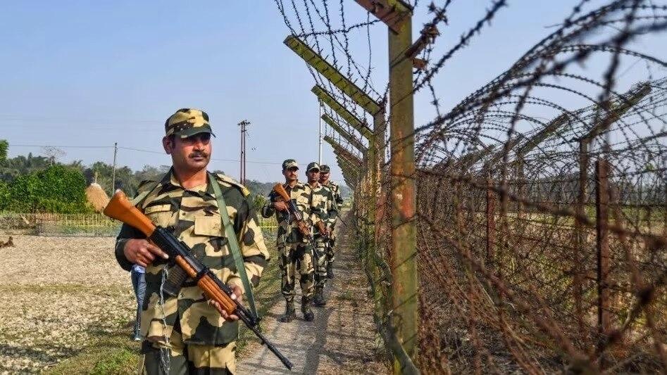 Qatar, Saudi, Kuwait urge India, Pak to resolve crisis through diplomatic channels